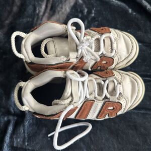 Nike Air More Uptempo Shoes Youth Size 2Y Basketball Suede DZ5322-001